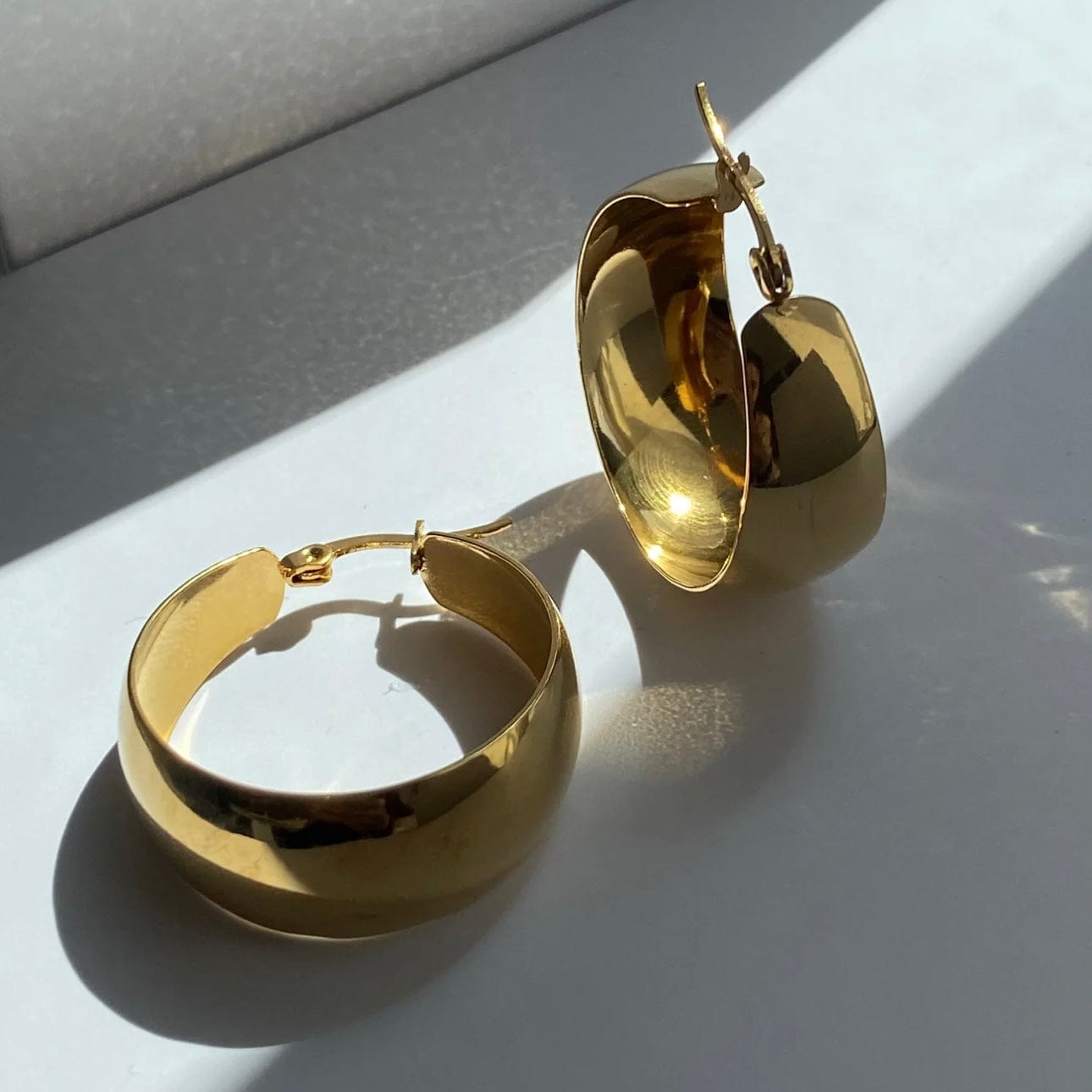 MINĐUŠE SA POZLATOM AZIA 🥂