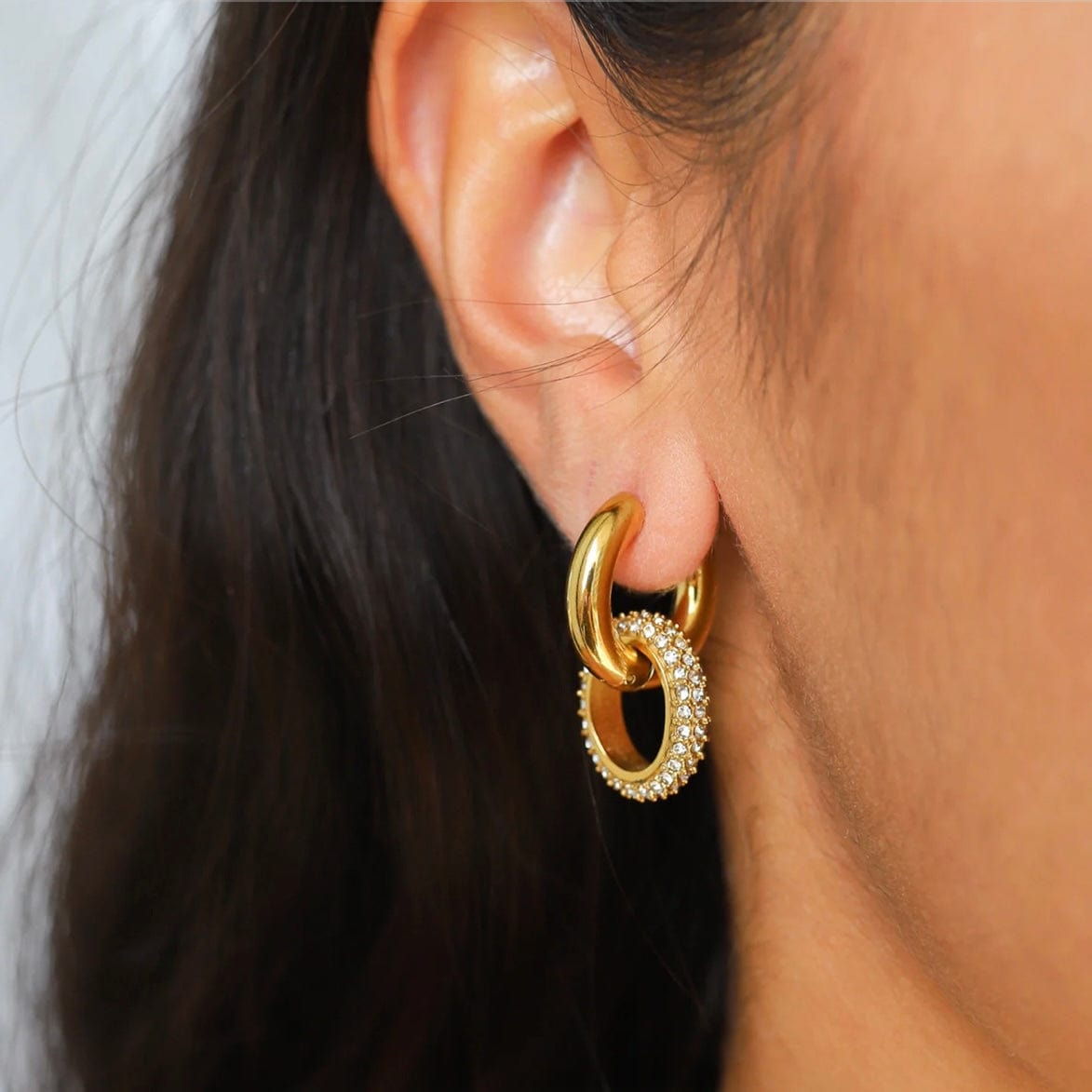 MINĐUŠE SA POZLATOM MELBURN 🥂