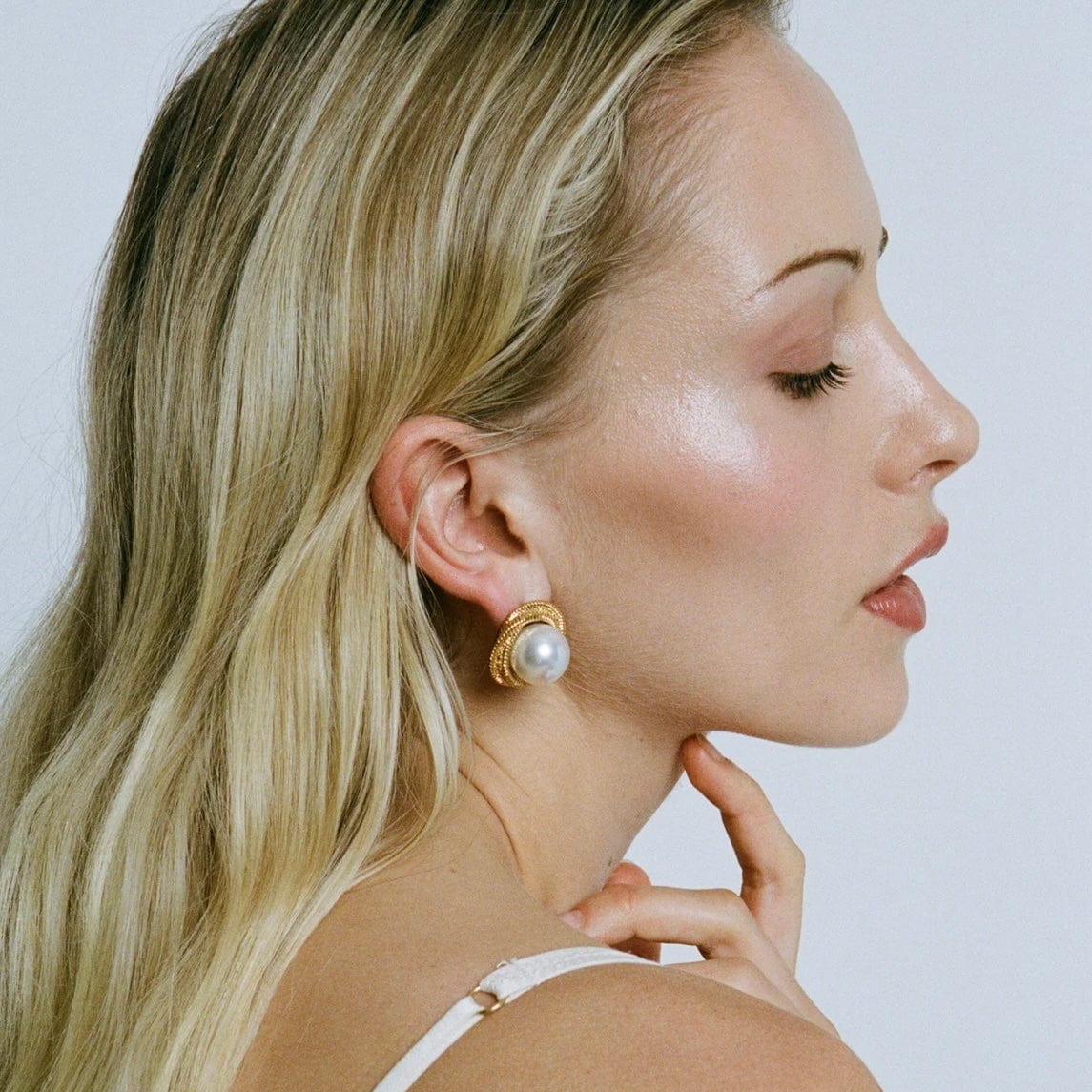 MINĐUŠE SA POZLATOM NASSAU 🥂