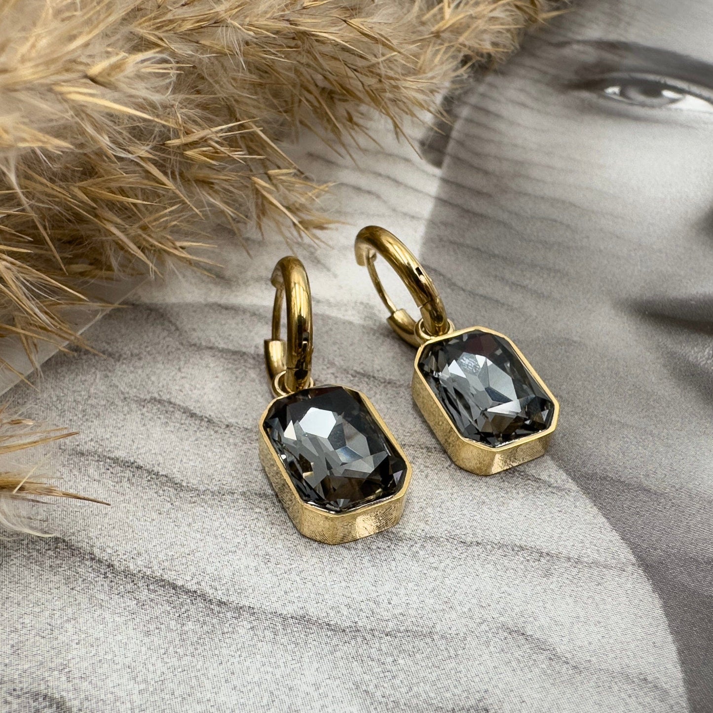 MINĐUŠE SA POZLATOM MYSTERY 🥂