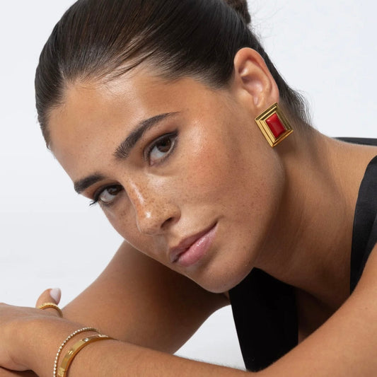 MINĐUŠE SA POZLATOM SMARAGD