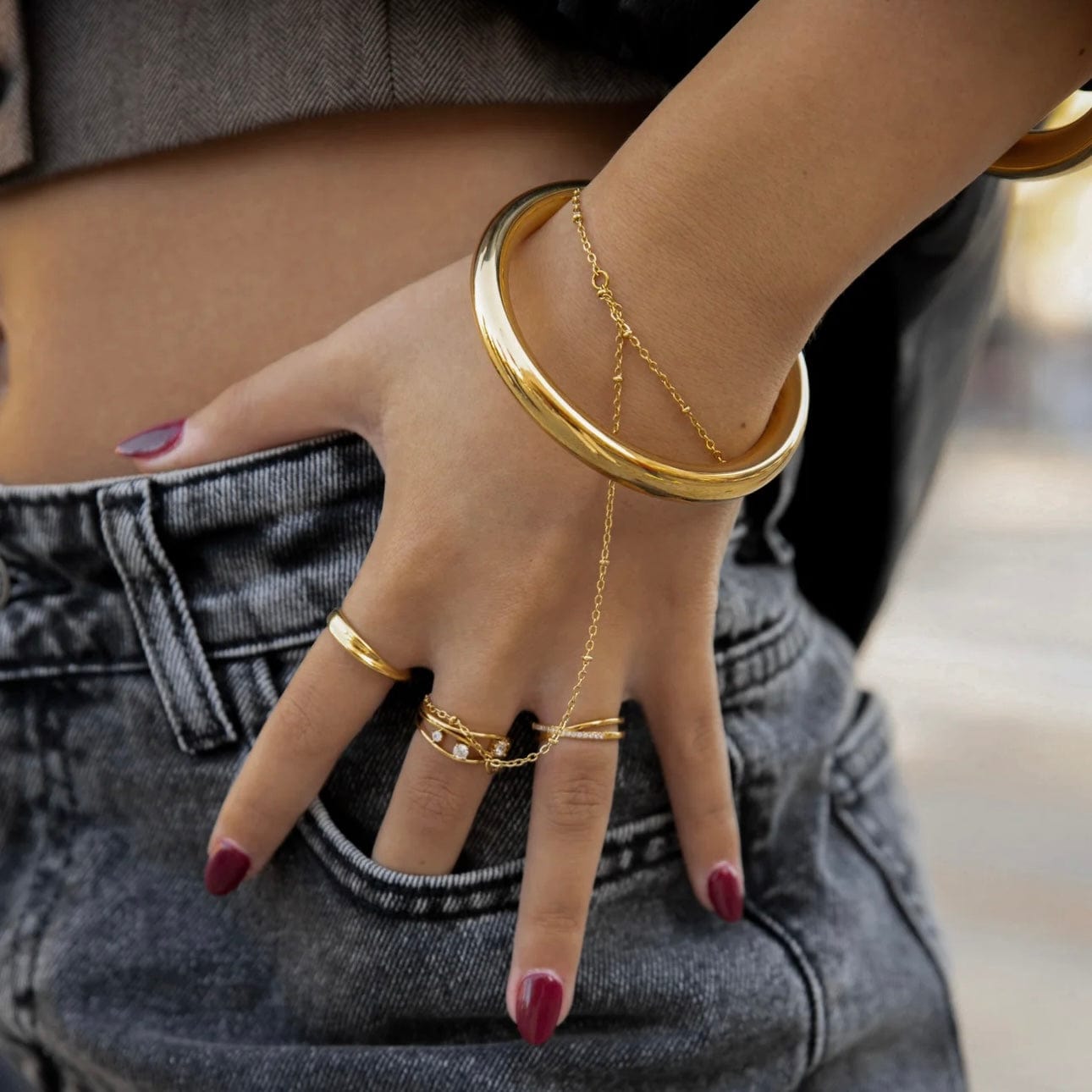 NARUKVICA SA POZLATOM PRESTIGE 🥂