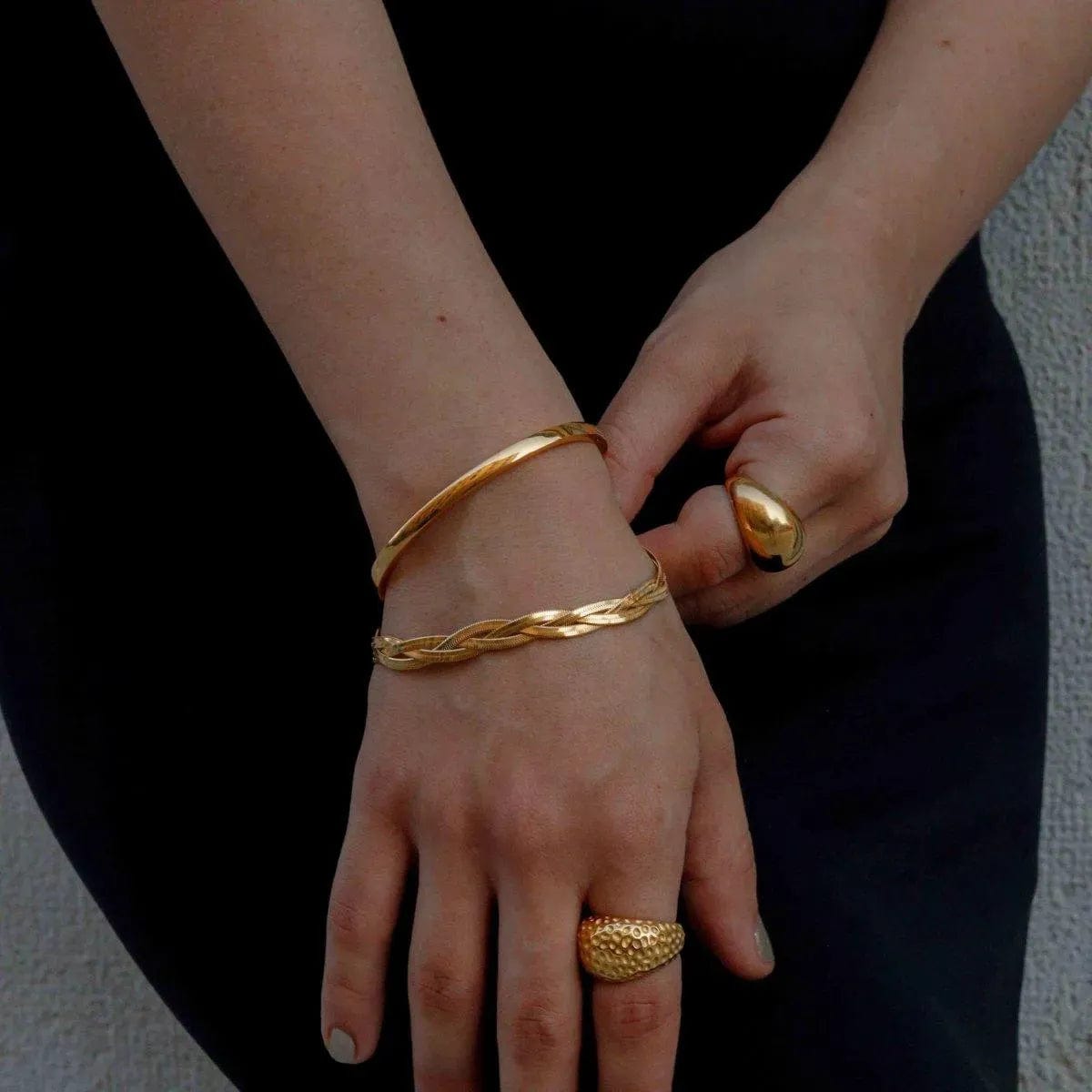 ŽENSKA NARUKVICA SA POZLATOM MILANO 🥂