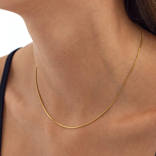 OGRLICA SA POZLATOM HEDERA 🥂