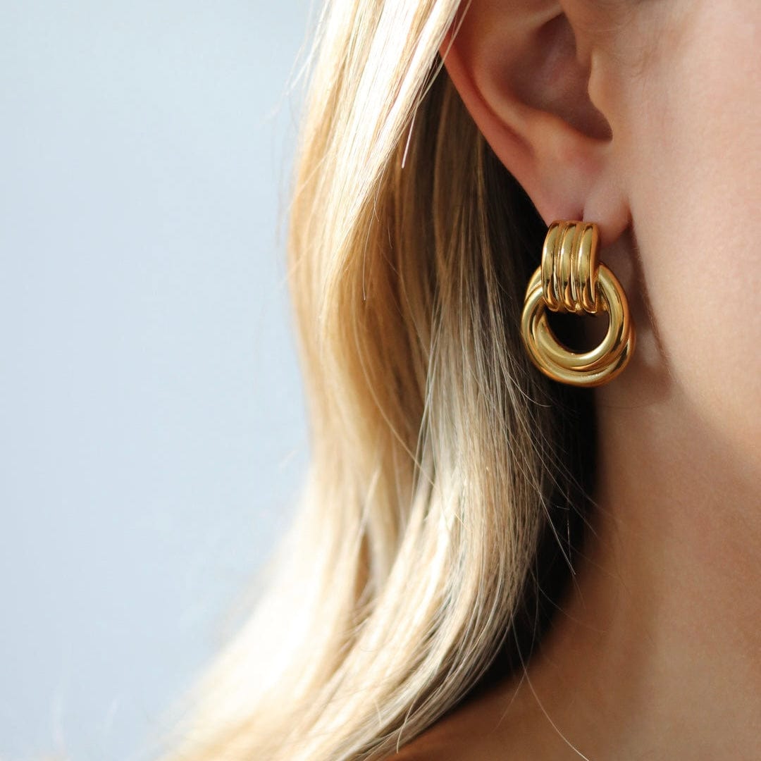 MINÐUŠE SA POZLATOM KNOT 🥂