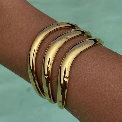 NARUKVICA SA POZLATOM MOSKVA 👑