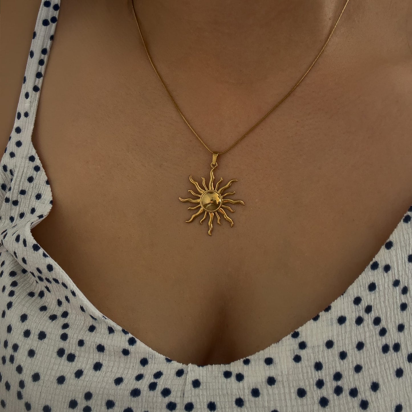 ŽENSKA OGRLICA SA POZLATOM SUMMER SUN ☀️