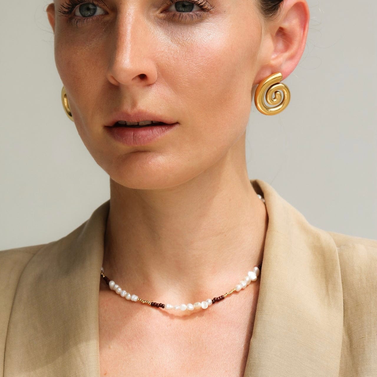 MINĐUŠE SA POZLATOM DOHA 🥂